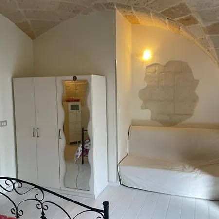 Dimora 69 Bed & Breakfast
