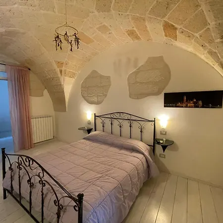 Bed & Breakfast Dimora 69 *